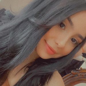 Meet your Posher, Daniela